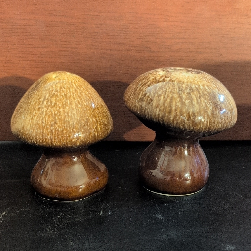 Vintage Mushroom Salt And Pepper Shakers